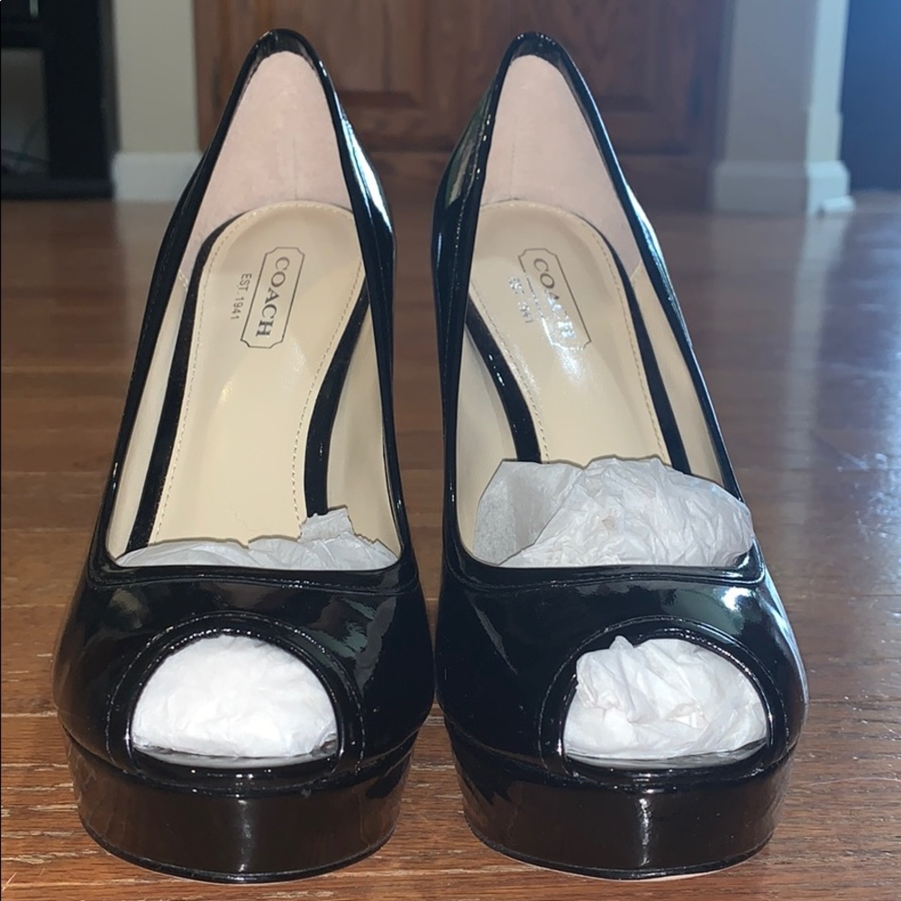 Barely used Coach heels!